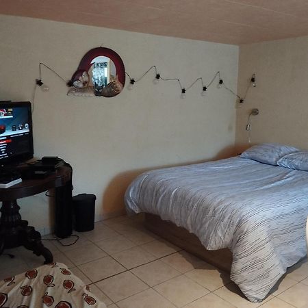 L'Escale Thermale Montrond-les-Bains Extérieur photo
